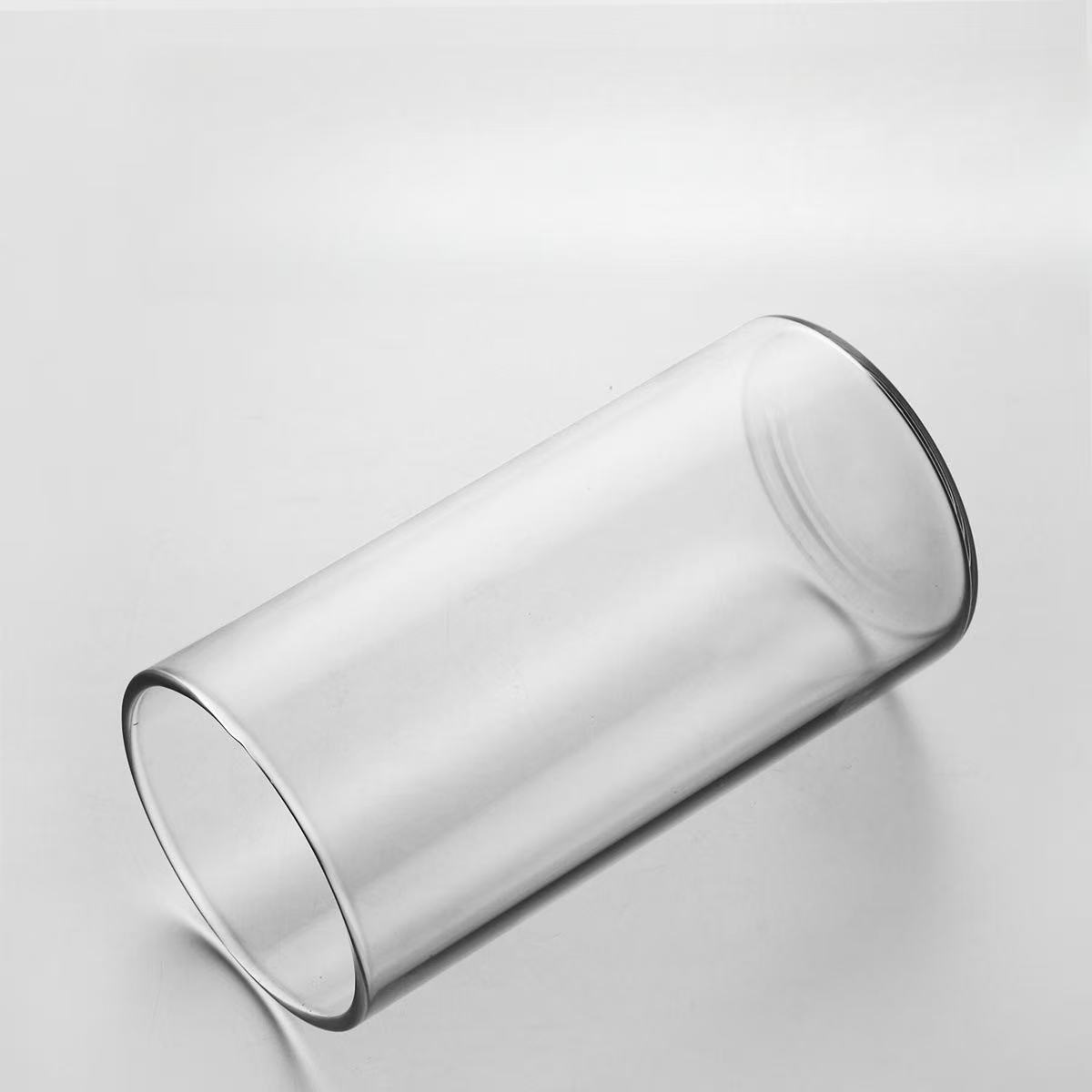 Hand-Blown vs Machine-Made Glassware Comparison